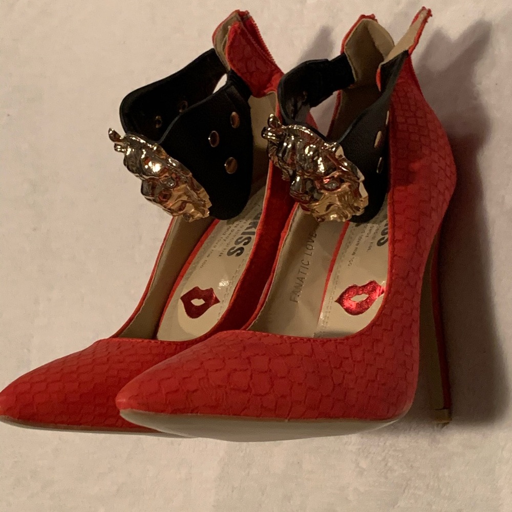 FINAL OFFER‼️BEAUTIFUL HEELS ❤️ - Picture 3 of 7